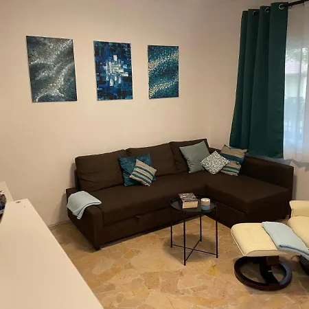 Дом отдыха Dom Nyaralo Балатонфеньвеш