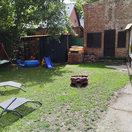 Dom Nyaralo Prázdninový dům *