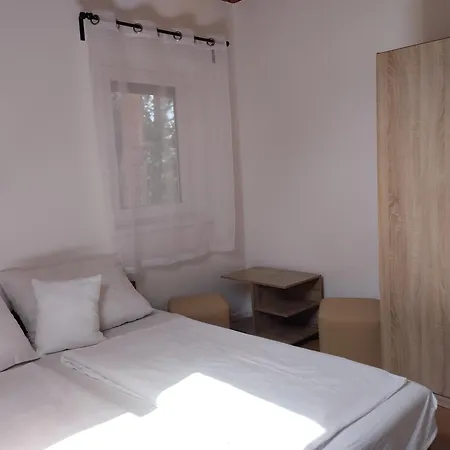 Dom Nyaralo Prázdninový dům *